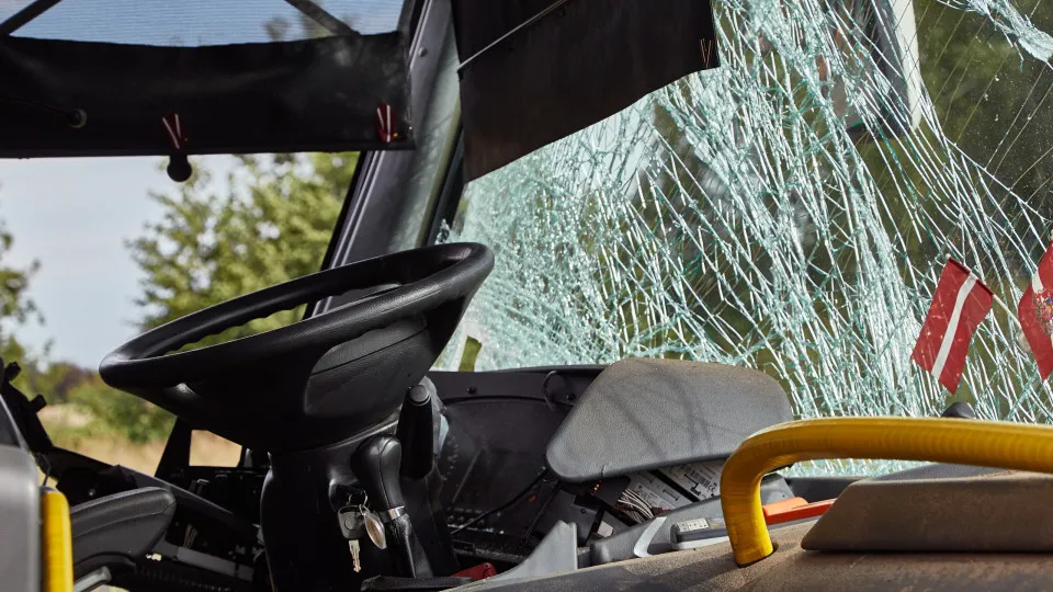 Ônibus com delegação do Águia-PA sofre acidente e uma pessoa morre