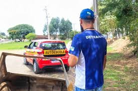 Detran do Paraná anuncia fim da exigência de baliza no teste prático de habilitação