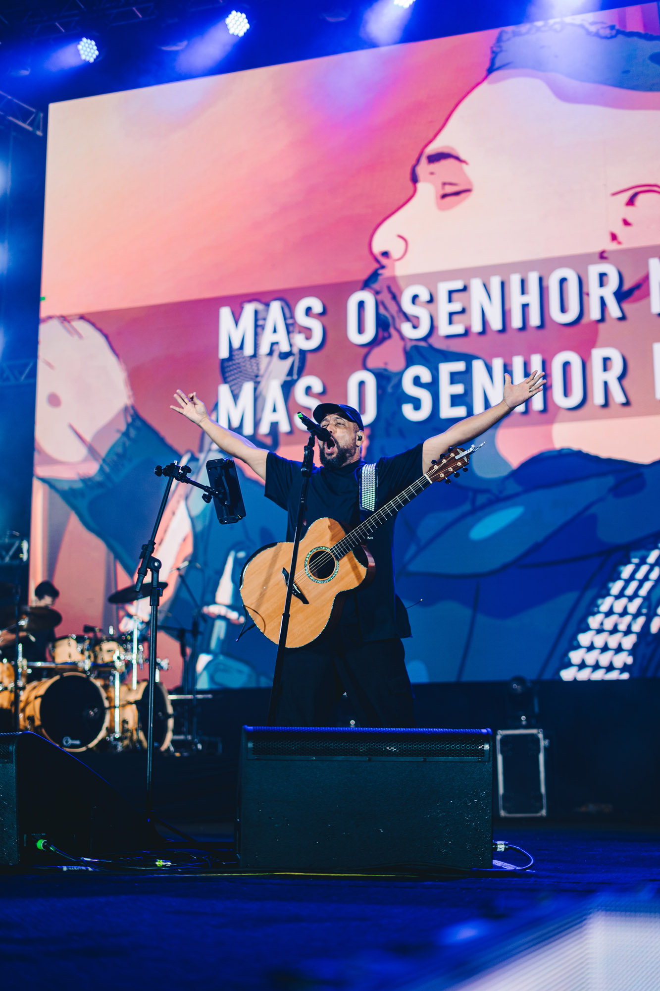 Novidade no Verão Maior, gospel de Fernandinho leva 62 mil pessoas a Matinhos